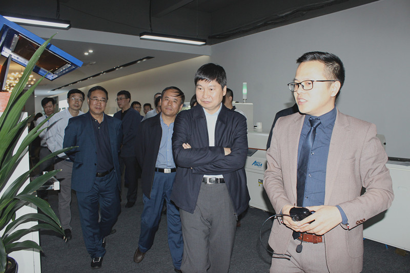 简讯 | 吉林省政协李维斗副主席一行莅临人生就是搏考察调研