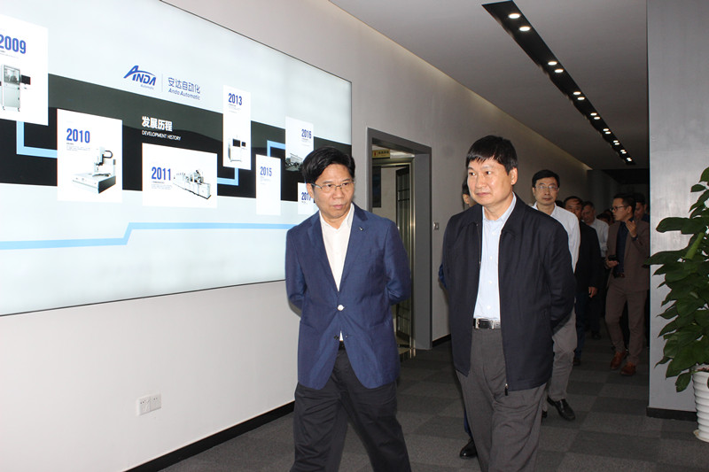 简讯 | 吉林省政协李维斗副主席一行莅临人生就是搏考察调研